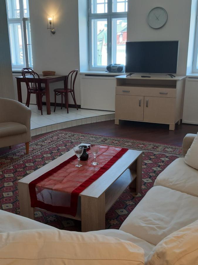 Romeo Family Apartments تالين المظهر الخارجي الصورة