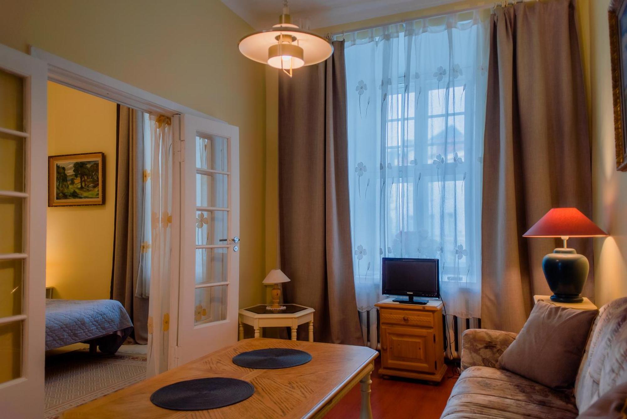 Romeo Family Apartments تالين المظهر الخارجي الصورة