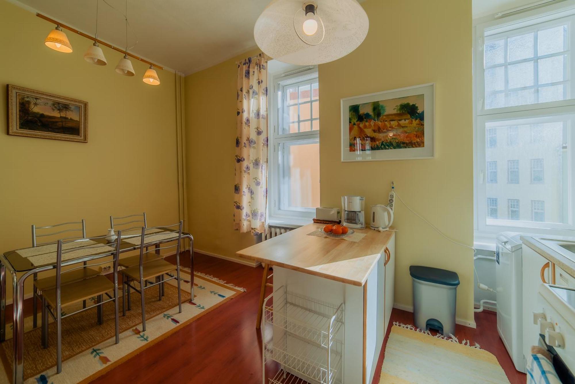 Romeo Family Apartments تالين المظهر الخارجي الصورة
