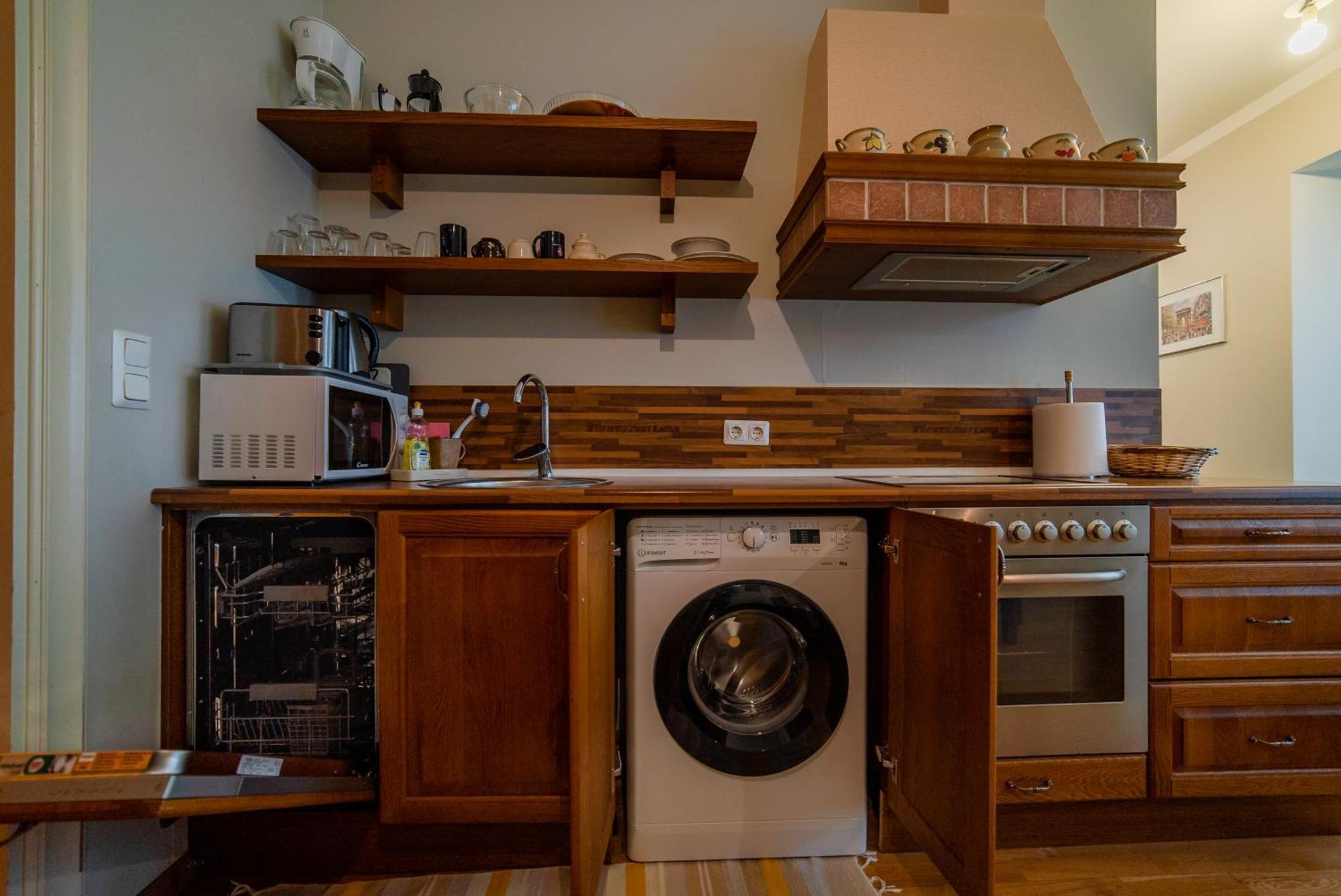 Romeo Family Apartments تالين المظهر الخارجي الصورة